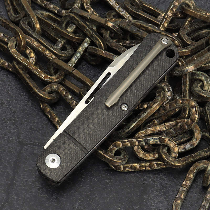 J.E. Made Knives Gunstock Stonewashed Griff aus Carbon B-Ware