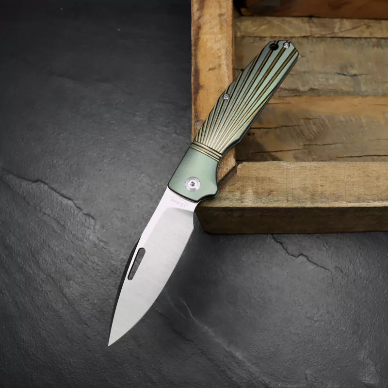 J.E. Made Knives Combustion CPM-S35Vn Milling Double Voluted Green Titanium