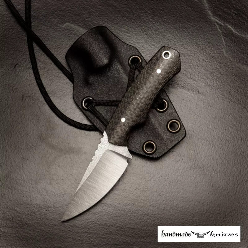 Steffen Bender Custom Neck Knife made of SB1 steel with Lightning Strike Carbon and red liner