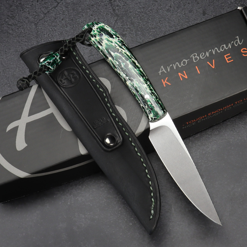 Fin & Feather by Arno Bernard Knives with stabilized kudu bone green