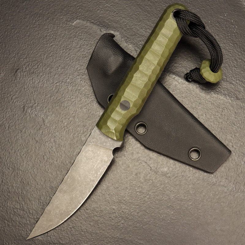 Forge Works - Gentleman - EDC knife with 3mm AEB-L steel and G10 handle in OD green Kratzer