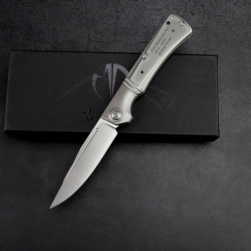 SK-X Slipjoint Taschenmesser - CPM20CV Stahl satin Handfinish full Titan - Inlay Version ohne Inlay