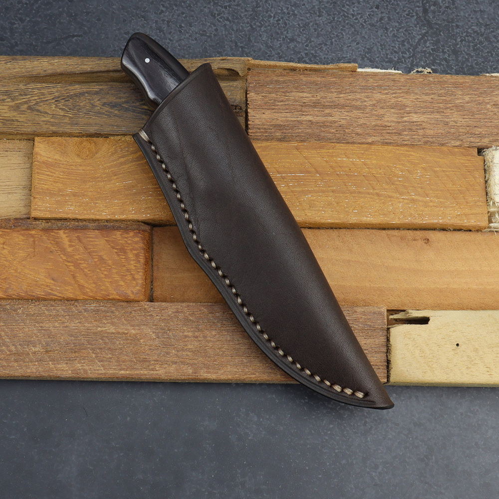 The little Squirrel - Practical EDC knife with African Blackwood by Arno Bernard