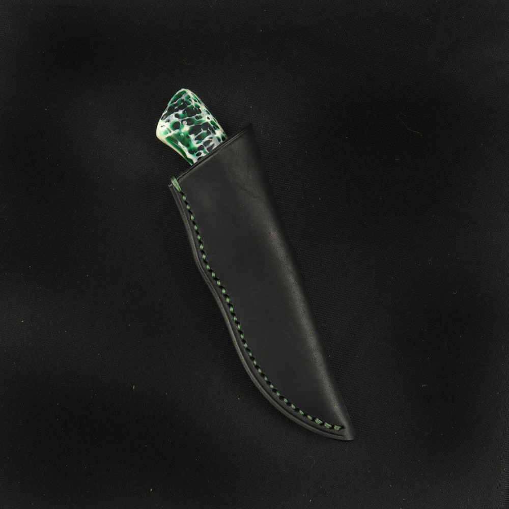 Arno Bernard Knives Gecko 3-Finger EDC Messer mit Kuduknochen grün gefärbt und Lederscheide