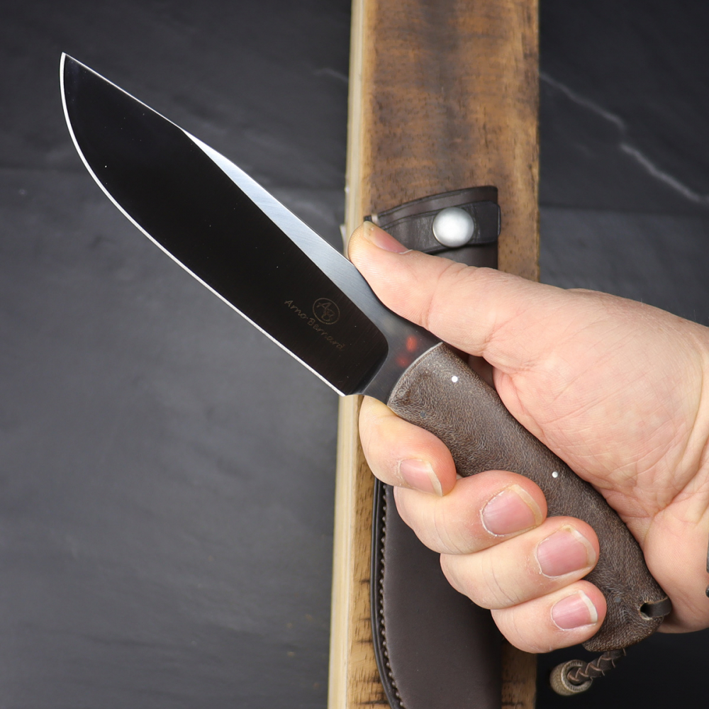 Arno Bernard Knives Elephant Camp Knife mit Micartagriff und hochwertiger Lederscheide