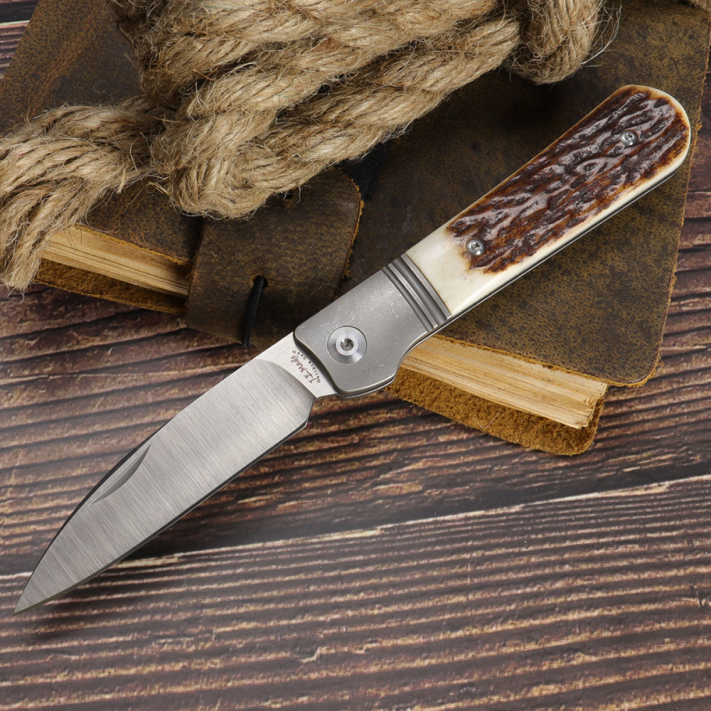 J.E. Made Knives - Swayback Hirschhorn M390 Titan Slipjoint Taschenmesser mit Titan Bolster