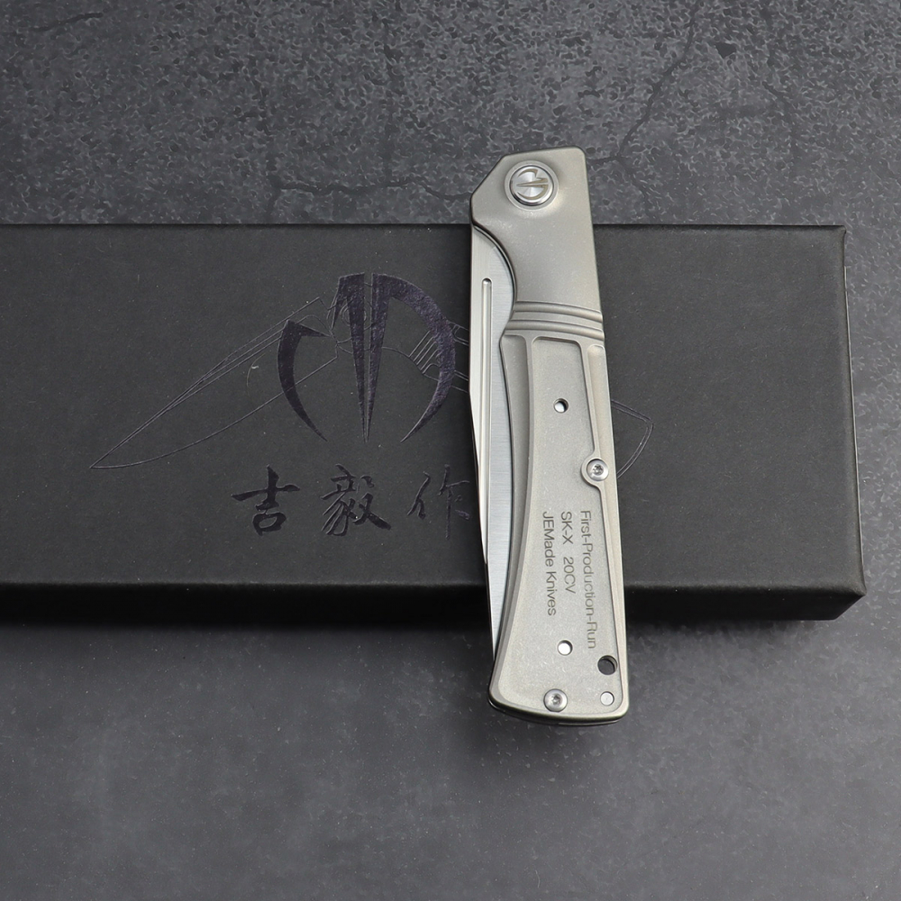 SK-X Slipjoint Taschenmesser - CPM20CV Stahl satin Handfinish full Titan - Inlay Version ohne Inlay - Hohlschliff